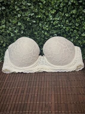 Aerie Real Power Strapless Lace Balconette
Bra - Ivory